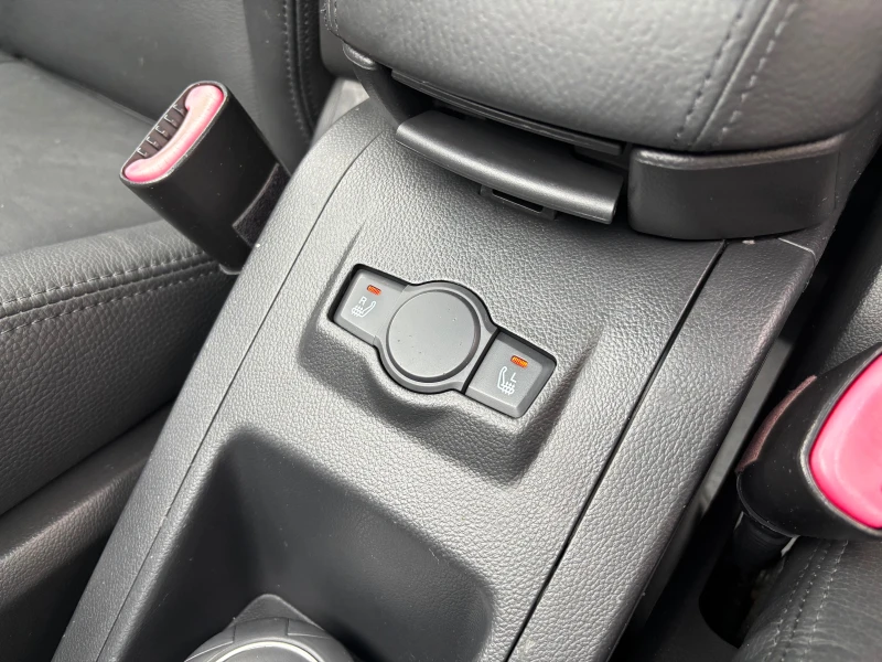 Chevrolet Captiva 2.0d-4x4, снимка 14 - Автомобили и джипове - 52321422