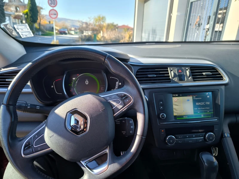 Renault Kadjar 1.5dci eco2, снимка 9 - Автомобили и джипове - 52532400
