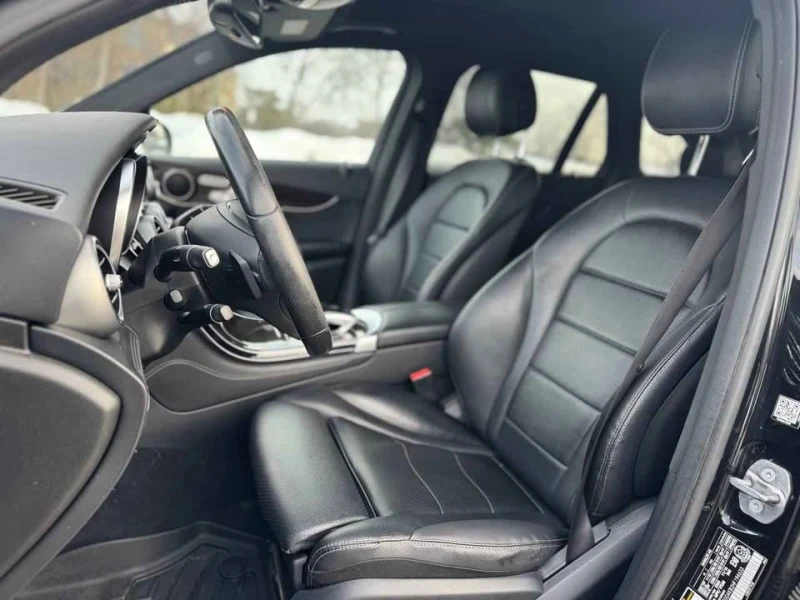 Mercedes-Benz GLC 300 AMG LINE | PANO| HEATED SEATS| MEMORY, снимка 6 - Автомобили и джипове - 53581257