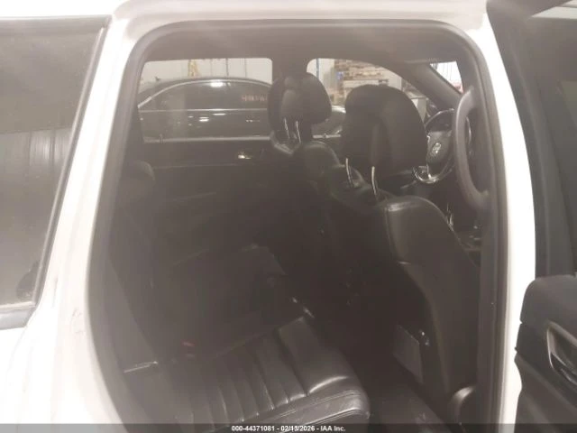 Jeep Grand cherokee, снимка 8 - Автомобили и джипове - 54686133