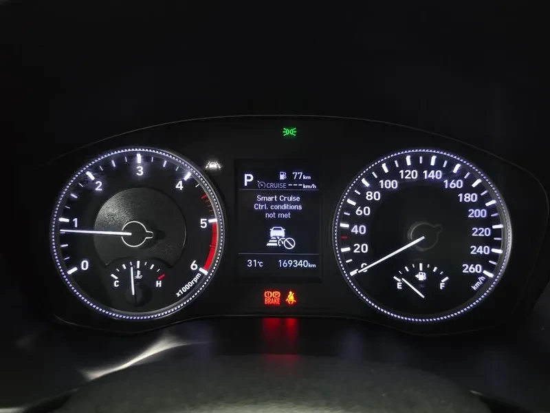 Hyundai Santa fe Diesel 2.2 2Wd Prestige, снимка 8 - Автомобили и джипове - 56004093