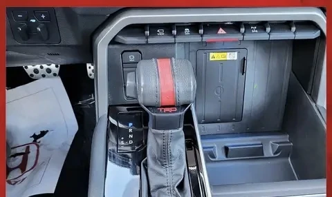 Toyota Tundra HYBRID CREW MAX TRD 4x4, снимка 11 - Автомобили и джипове - 56078820