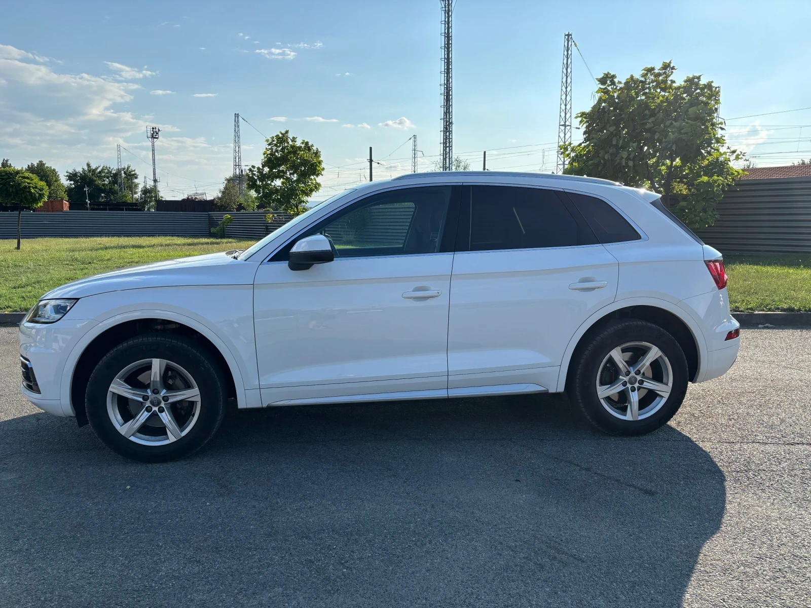 Audi Q5 2.0TDI Quattro  - изображение 3