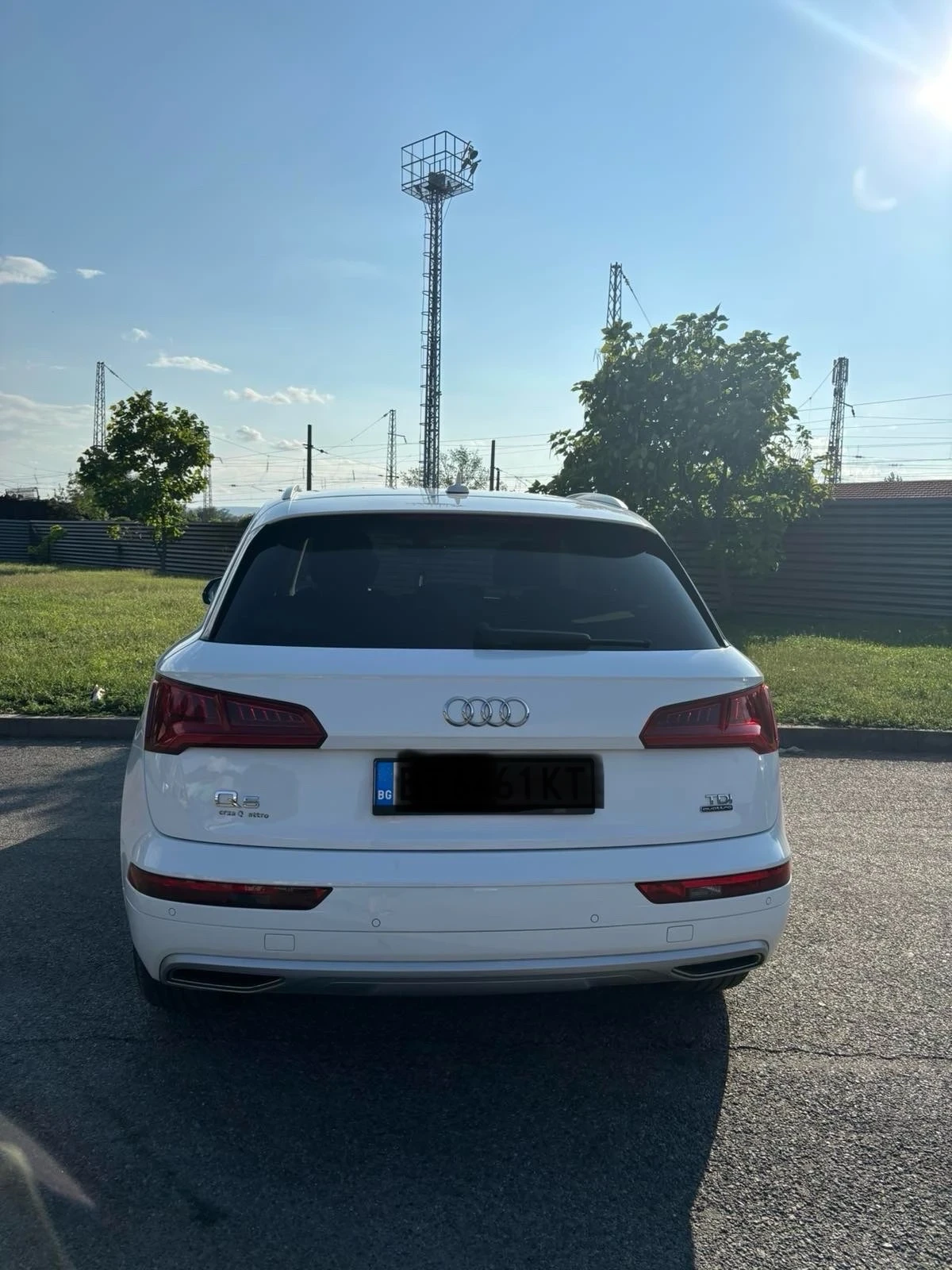 Audi Q5 2.0TDI Quattro  - изображение 5
