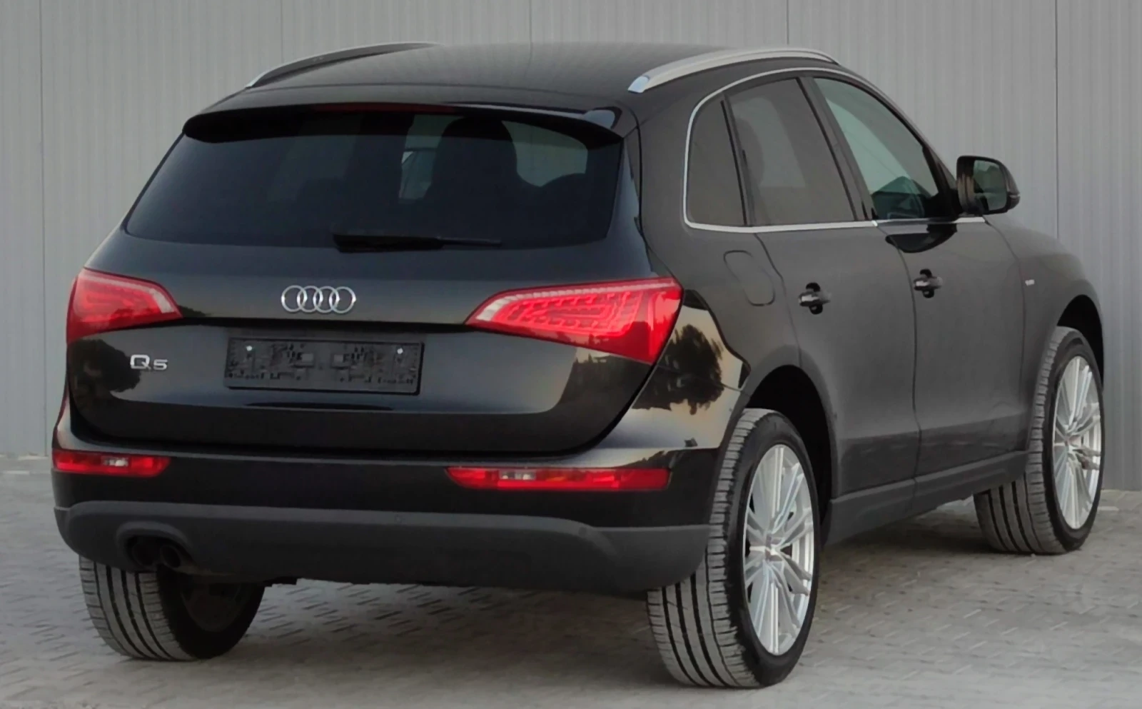Audi Q5 2.0TDI* 170к.с* S-Line*  - изображение 6