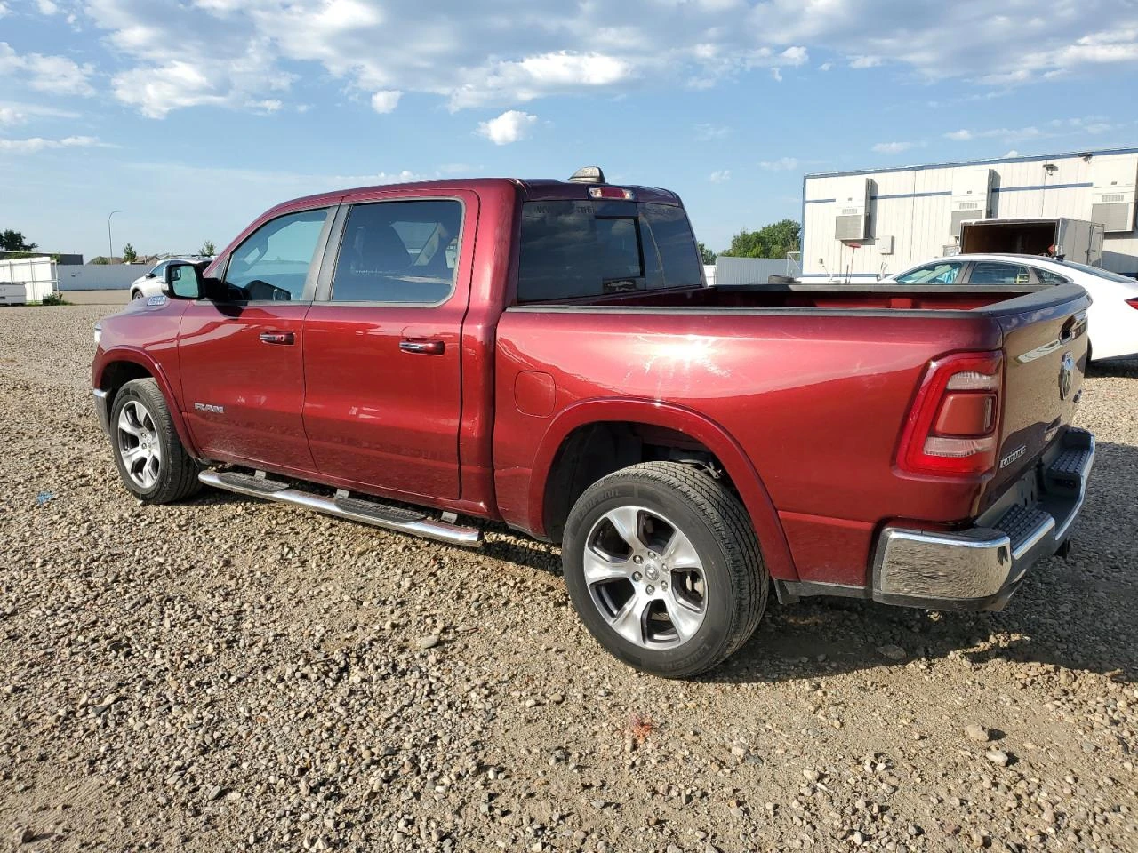Dodge RAM 1500 LARAMIE AWD - изображение 2