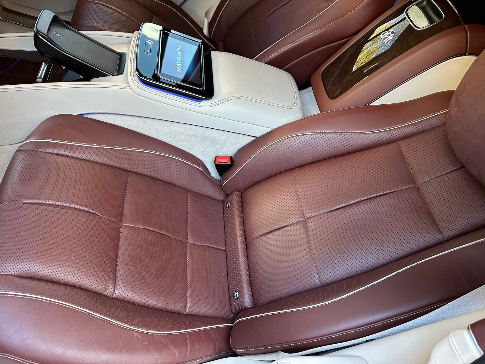 Mercedes-Benz GLS 600 MAYBACH= E-ACTIVE BODY CONTROL= BURMESTER ел.Праг= - изображение 8