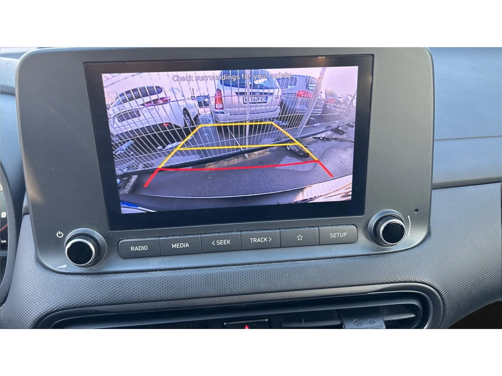 Hyundai Kona  1. 0T-GDI , ������� ������ �� 199   | Mobile.bg � ����������� 17