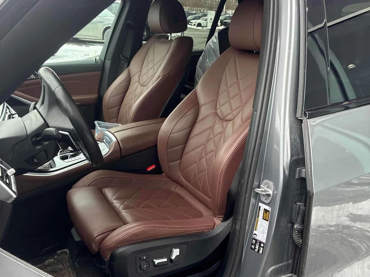 BMW X5 XDRIVE40I * SHADOW PACK* ДИСТРОНИК* 360* HEAD UP* , снимка 11 - Автомобили и джипове - 53964031