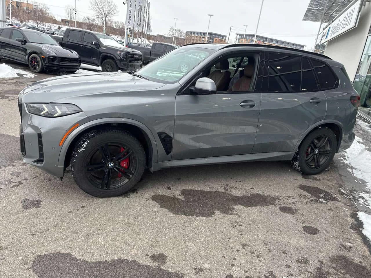 BMW X5 XDRIVE40I * SHADOW PACK* ДИСТРОНИК* 360* HEAD UP* , снимка 3 - Автомобили и джипове - 53964031