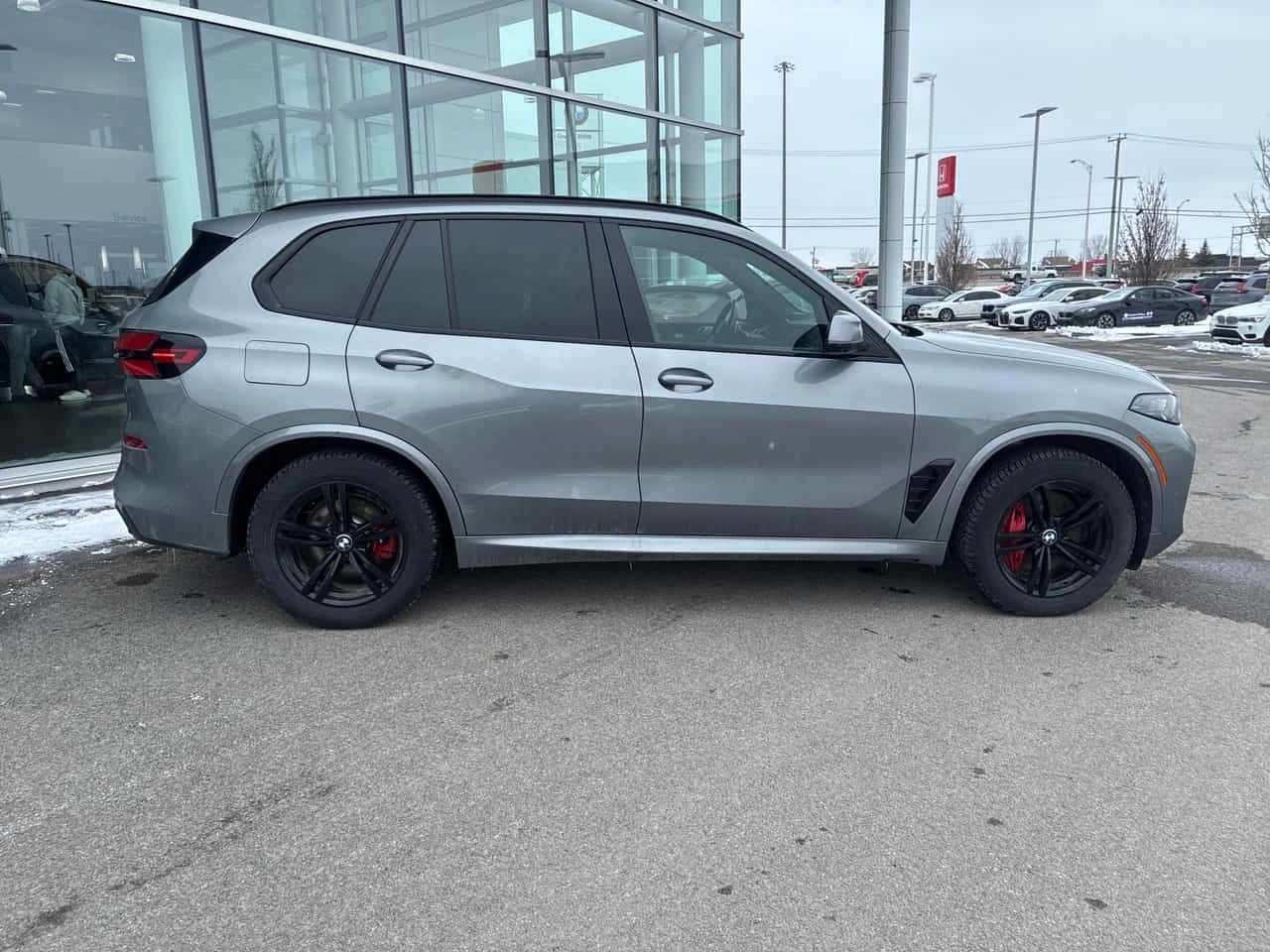 BMW X5 XDRIVE40I * SHADOW PACK* ДИСТРОНИК* 360* HEAD UP* , снимка 4 - Автомобили и джипове - 53964031