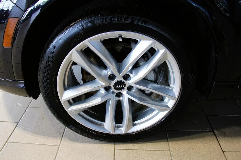 Audi Q7 3.0T quattro Technik АвтоКредит  (ЦЕНА ДО БГ), снимка 8 - Автомобили и джипове - 54655791