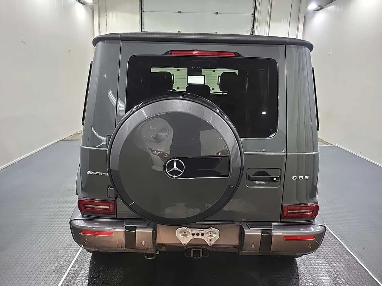 Mercedes-Benz G 63 AMG * CARFAX * ДИСТРОНИК * ОПЦИЯ ЗА ФИНАНСИРАНЕ * , снимка 4 - Автомобили и джипове - 55056779