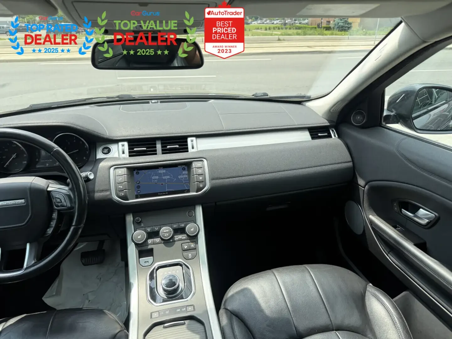 Land Rover Range Rover Evoque 4x4* ПАНОРАМА* ПОДГРЕВ, снимка 10 - Автомобили и джипове - 55186156