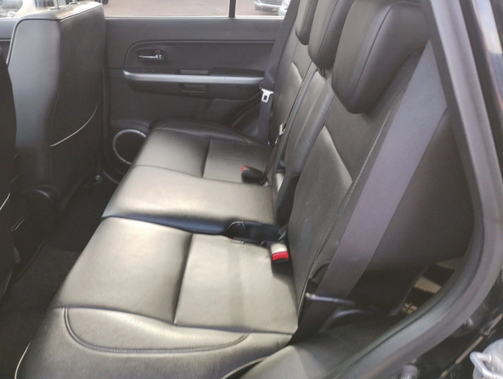 Suzuki Grand vitara 3.2 V6 AUTOMAT , снимка 9 - Автомобили и джипове - 55319577