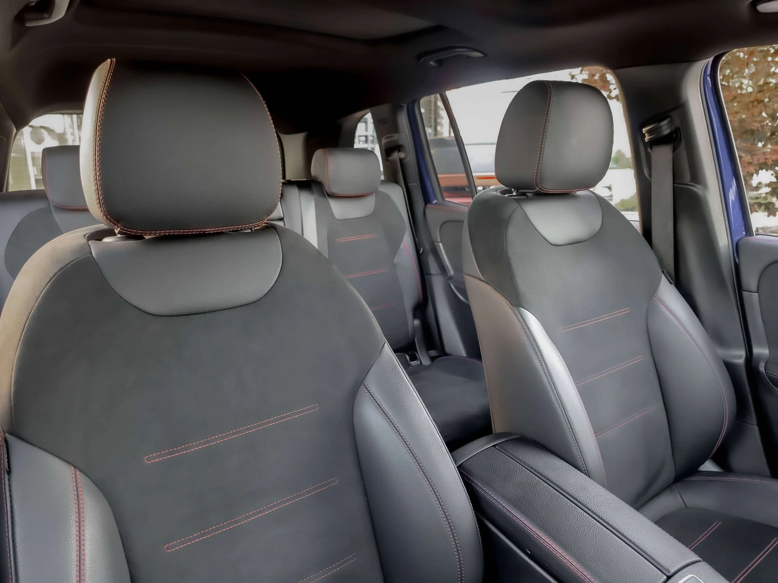 Mercedes-Benz GLB 250, АВТОКРЕДИТ, ЦЕНА до БГ, снимка 10 - Автомобили и джипове - 56231483