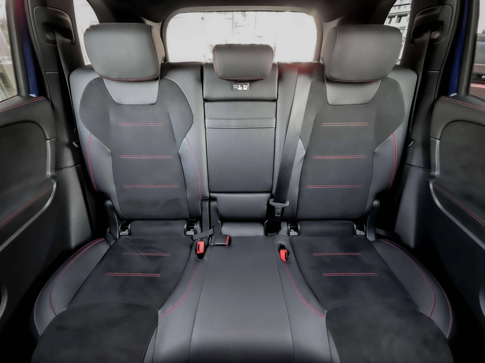 Mercedes-Benz GLB 250, АВТОКРЕДИТ, ЦЕНА до БГ, снимка 9 - Автомобили и джипове - 56231483
