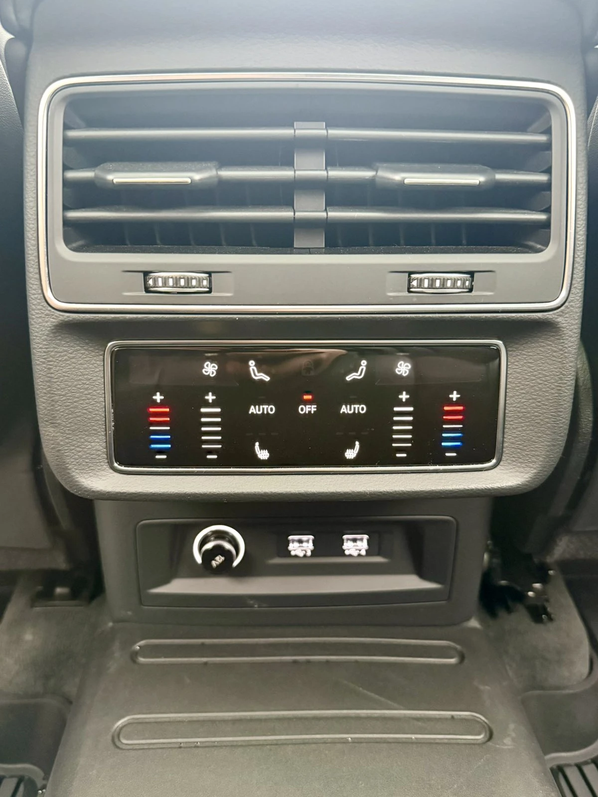 Audi Q8 55TFSI Technik ABT Package, снимка 15 - Автомобили и джипове - 56313616