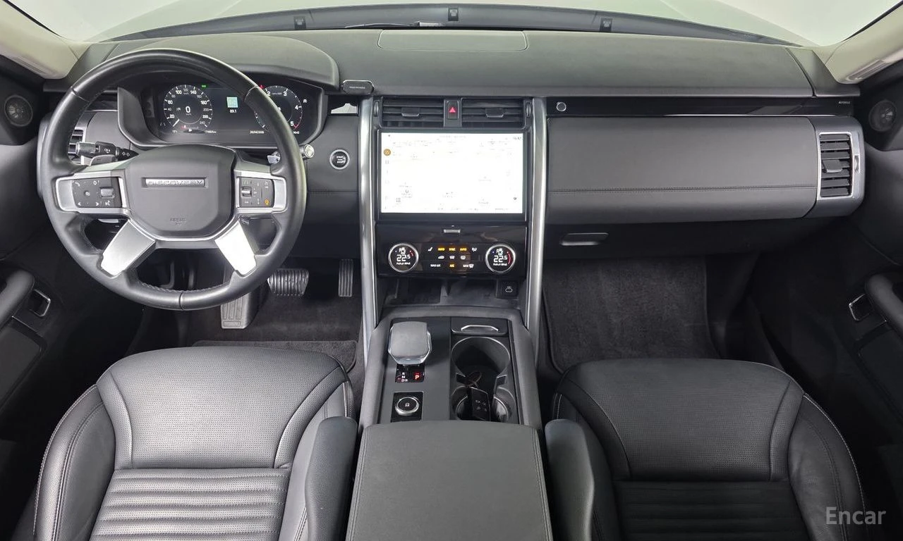Land Rover Discovery D250 S, снимка 7 - Автомобили и джипове - 56549788