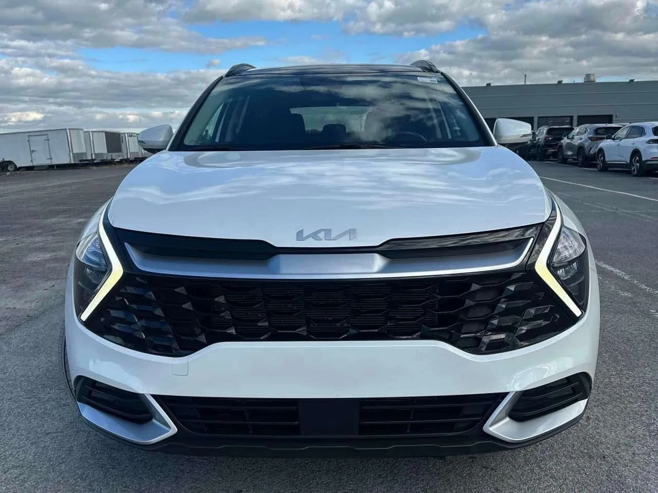 Kia Sportage, снимка 3 - Автомобили и джипове - 56686856