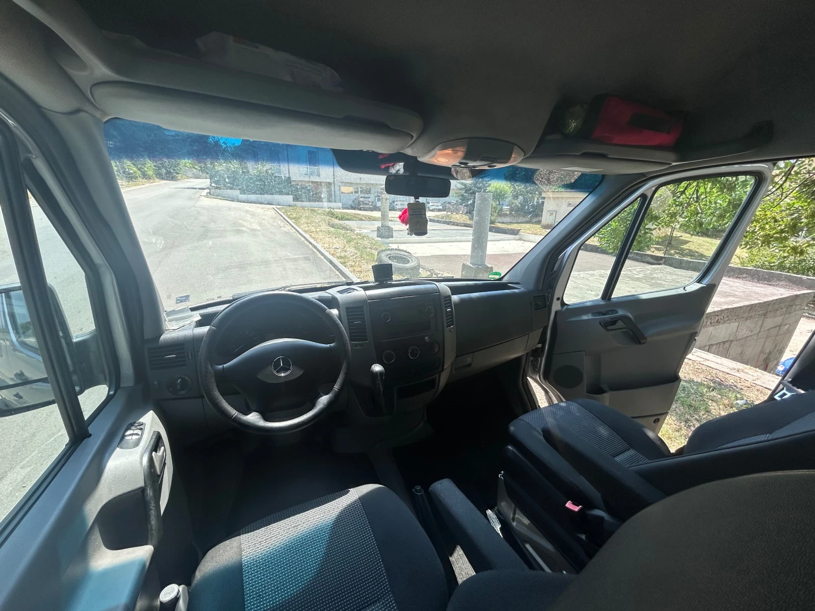 Mercedes-Benz Sprinter 311, снимка 9 - Бусове и автобуси - 55117277