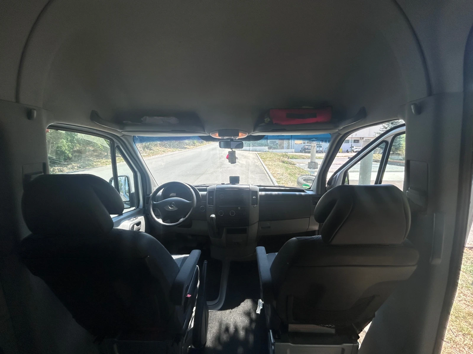 Mercedes-Benz Sprinter 311, снимка 13 - Бусове и автобуси - 55117277