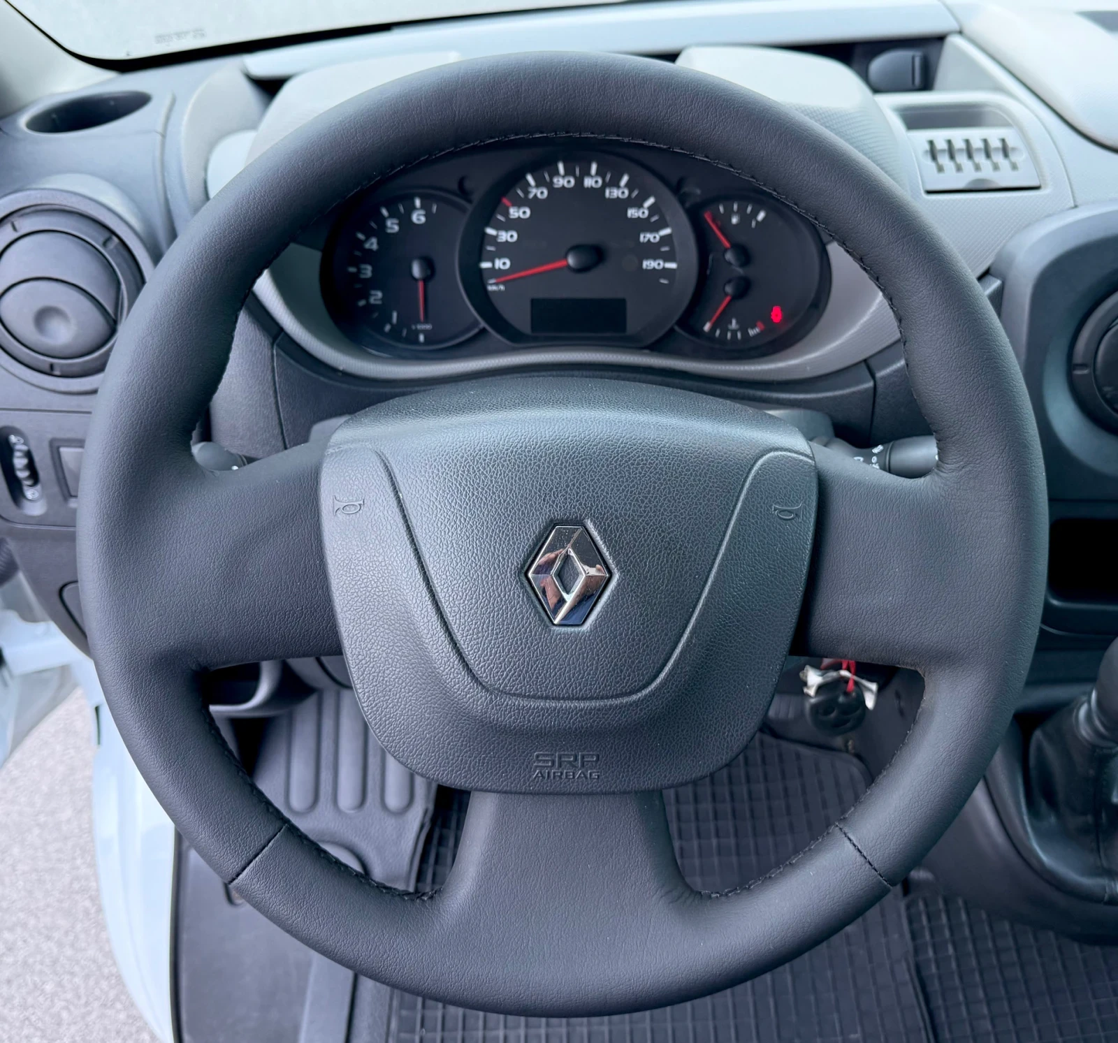 Renault Master 2.3 DCI/125kc/6ck/L2H2/Климатик, снимка 10 - Бусове и автобуси - 55748068