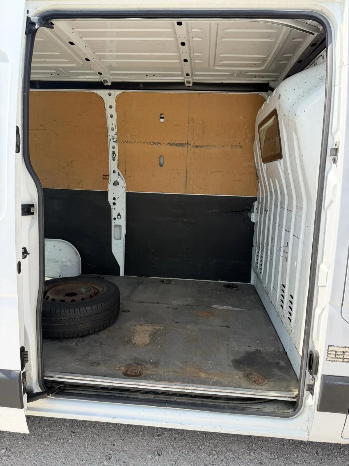 Renault Master 2.3 DCI/125kc/6ck/L2H2/Климатик, снимка 15 - Бусове и автобуси - 55748068
