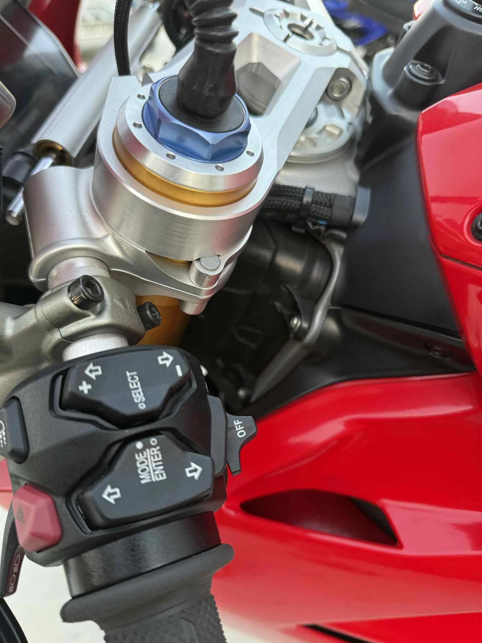 Ducati Panigale v4S ARROW | Mobile.bg   14