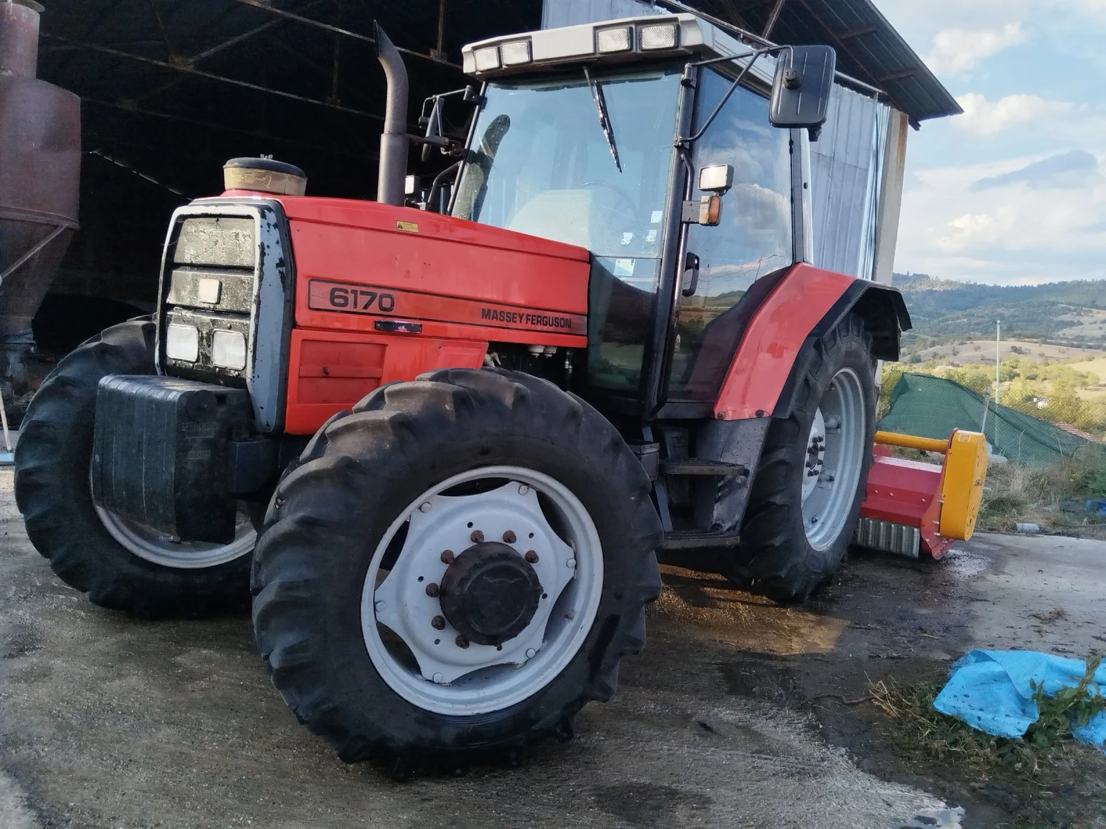 Трактор Ferguson 6170 