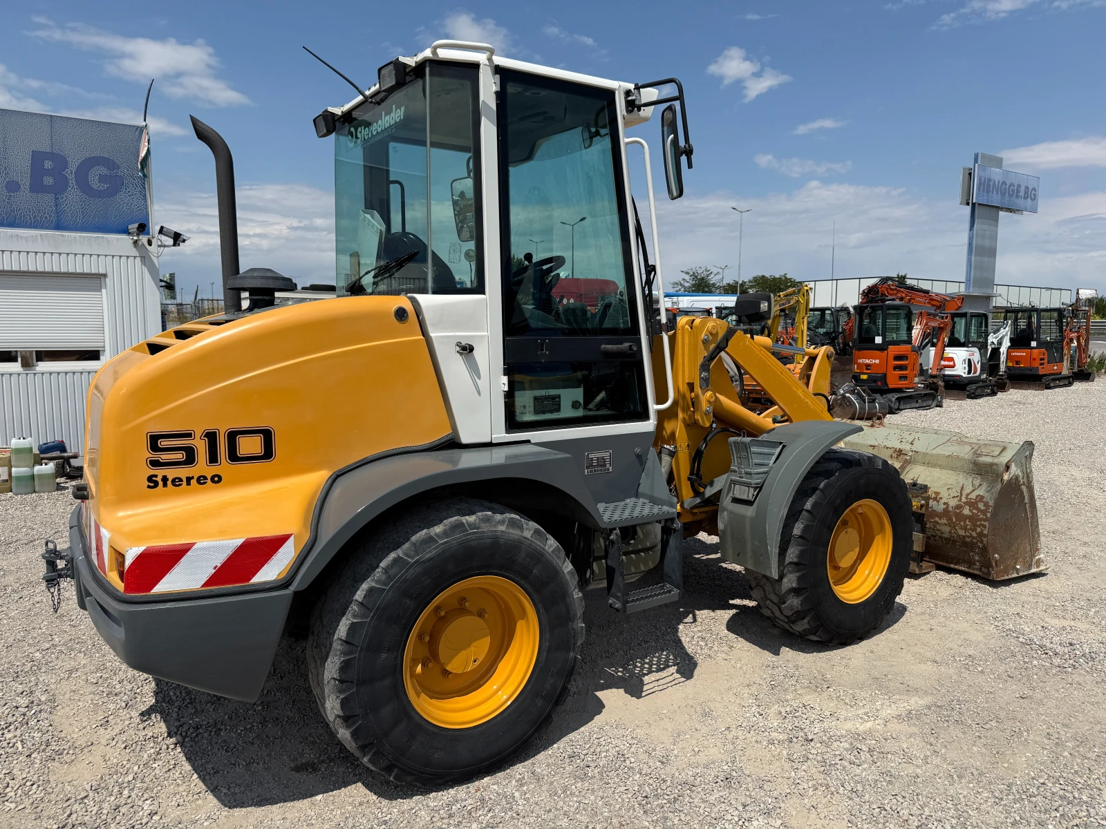 Челен товарач Liebherr L510, снимка 12 - Индустриална техника - 55405714