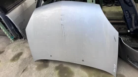 Преден капак за Renault Clio 2005 , снимка 1