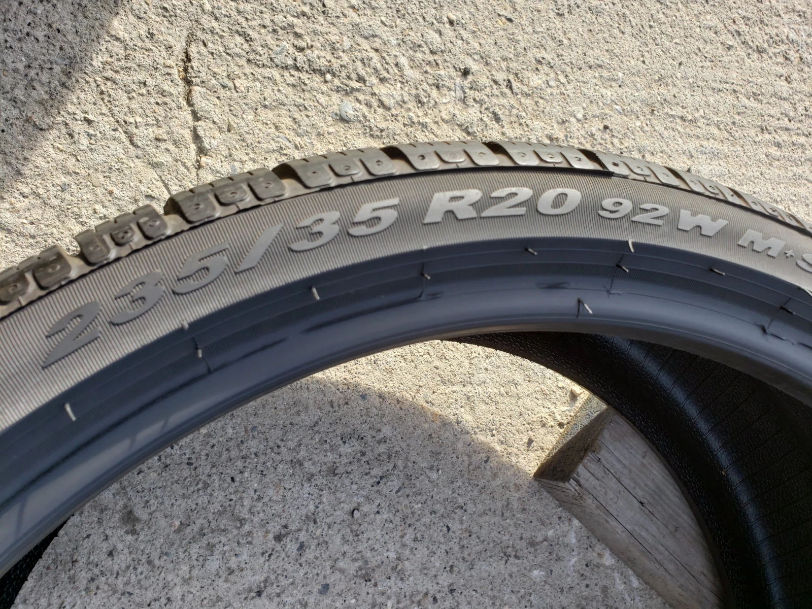 ���� 235/35R20 | Mobile.bg � ����������� 7