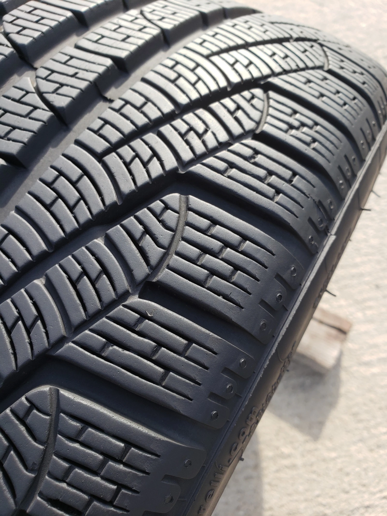 ���� 235/35R20 | Mobile.bg � ����������� 6