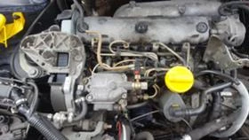 Renault Megane 1.9 дти на части, снимка 2