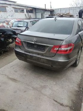 Mercedes-Benz E 250 4matik, снимка 2