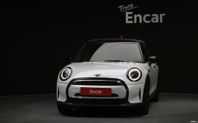 Mini Cooper 1.5L TwinTurbo / Navi / Camera / Carfax, снимка 3
