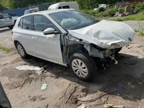 Skoda Fabia Цяла за части !!, снимка 11
