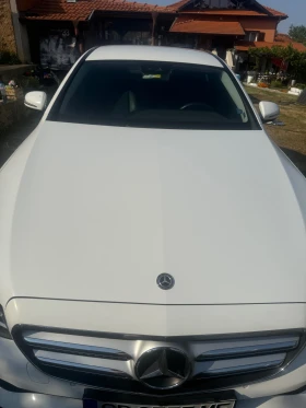 Mercedes-Benz E 220, снимка 4