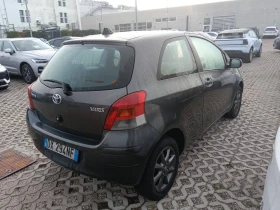 Toyota Yaris 1.0i, снимка 3