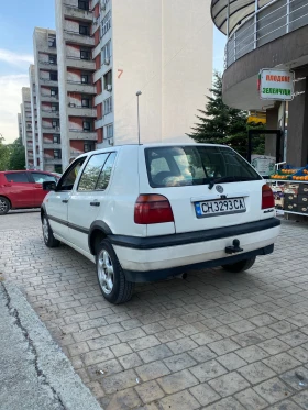 VW Golf 1.8 моно - 1400 € / 2738.16 лв. - 40765253 4