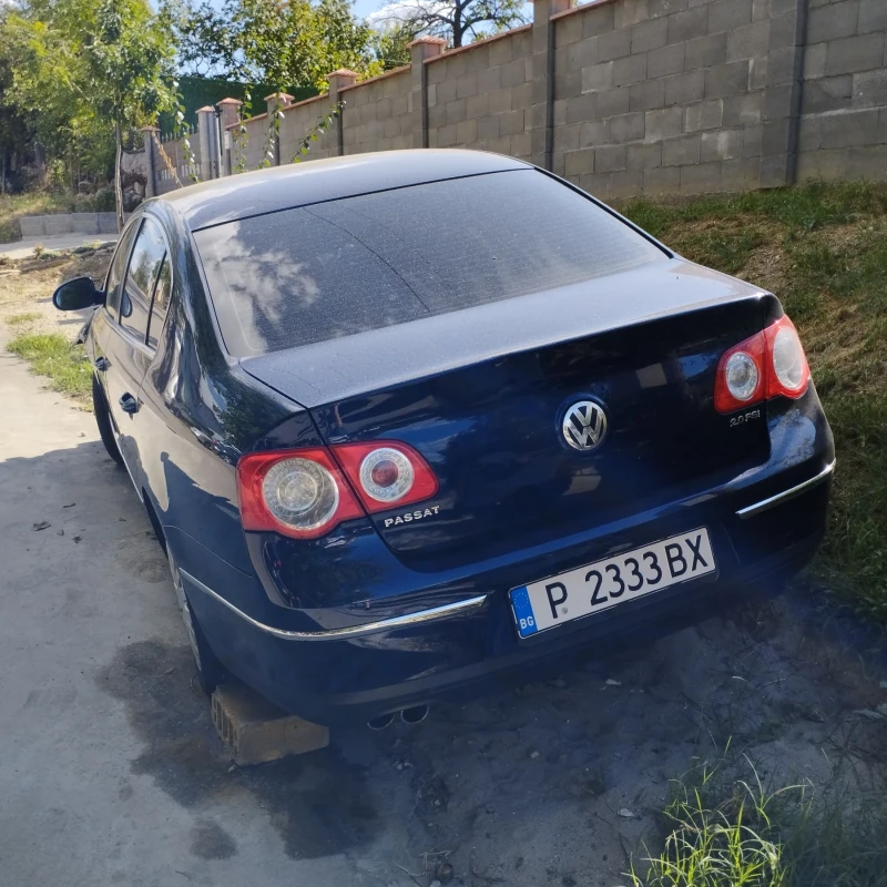 VW Passat 2.0 FSI, снимка 2 - Автомобили и джипове - 48116467