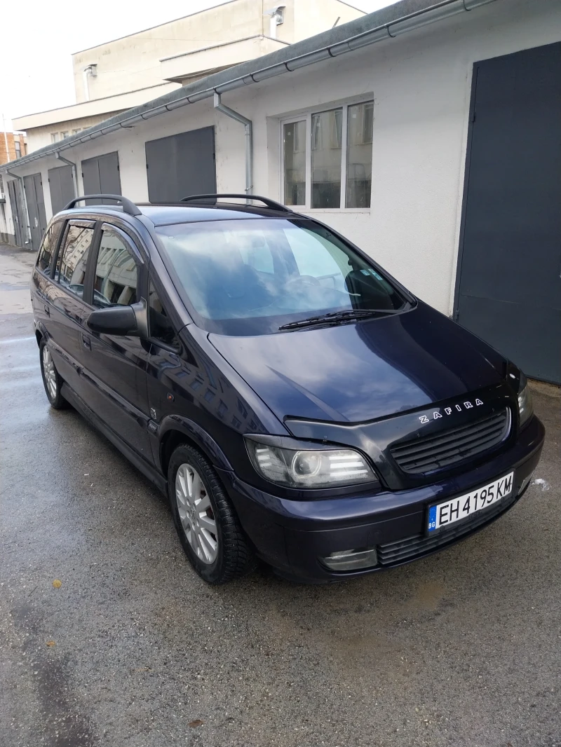 Opel Zafira, снимка 3 - Автомобили и джипове - 48340199