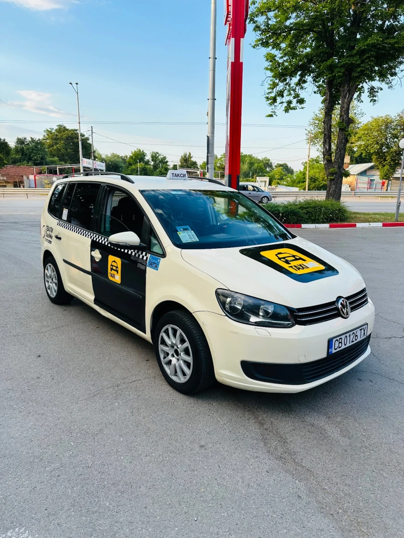 VW Touran, снимка 2 - Автомобили и джипове - 48400960