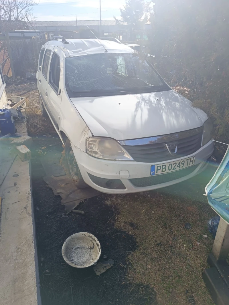 Dacia Logan, снимка 1 - Автомобили и джипове - 48403106