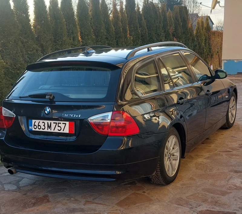 BMW 320, снимка 11 - Автомобили и джипове - 48654794