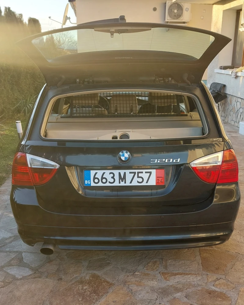 BMW 320, снимка 2 - Автомобили и джипове - 48654794