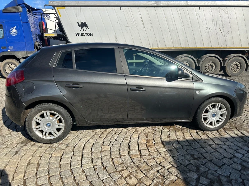 Fiat Bravo 1.6 multijet, снимка 5 - Автомобили и джипове - 48833793