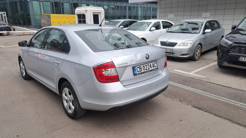 Skoda Rapid 16 TDI 105KC, снимка 4 - Автомобили и джипове - 48954730