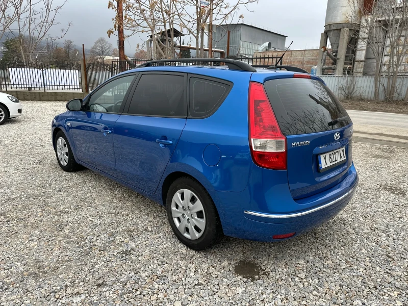 Hyundai I30 1.6 CRDI 90к.с., снимка 3 - Автомобили и джипове - 49011149